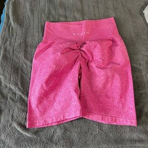 Nvgtn bubble gum pink scrunch seamless shorts size L